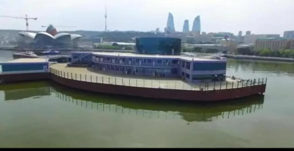 Baku Eye Of The Sea Resort Botel